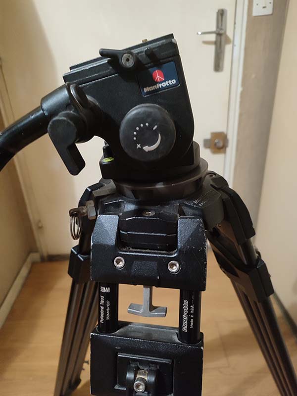 Pied Camera Manfrotto 501 — photo 2